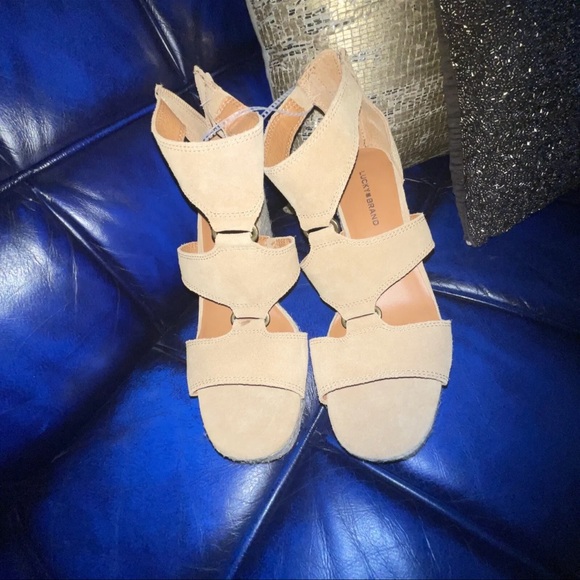 Lucky Brand Womens Size 8M - Picture 2 of 6